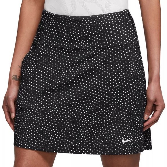 Nike Women's UV Victory 17" Skort - S NWT - Picture 1 of 13